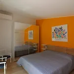 Angela Tatil Evi *